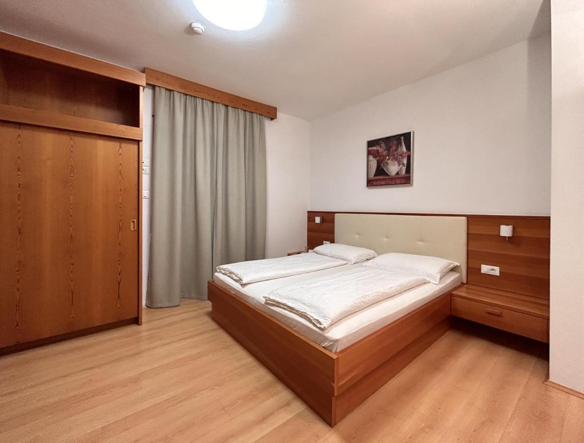 Roter Adler Hotel Caldaro Kültér fotó