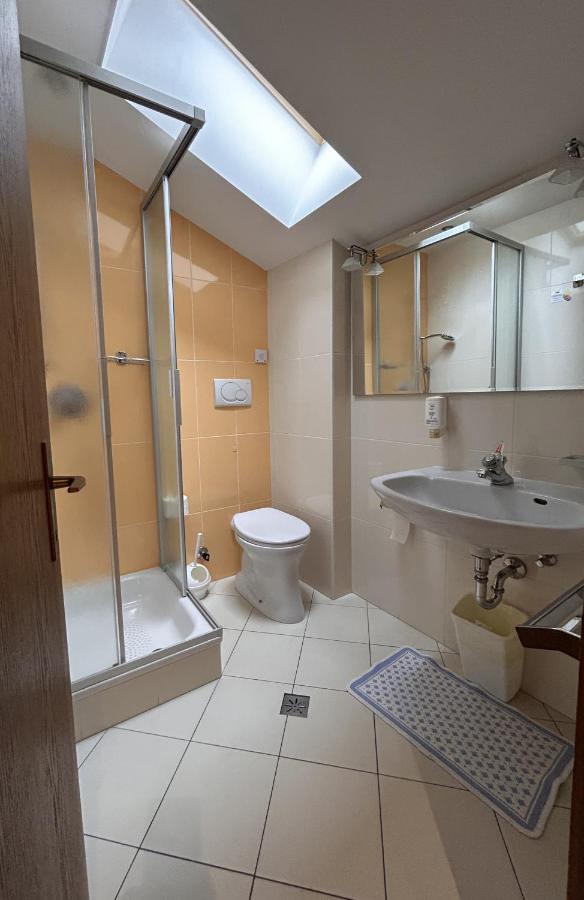 Roter Adler Hotel Caldaro Kültér fotó